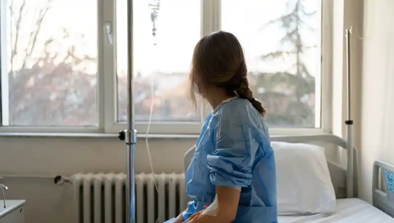 27 Yaşındaki Kadının Meme Kanseri Gerçekliği: Doktorlar Ciddi Değil Demişti
