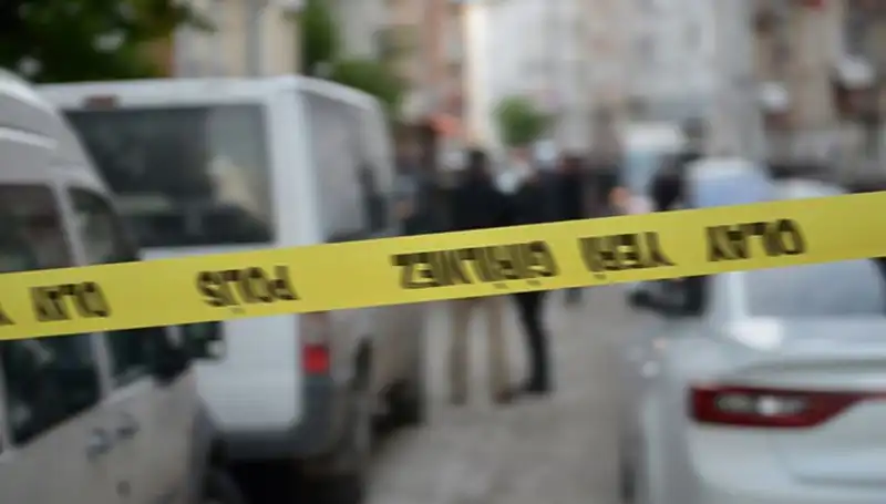 Adana'da Şok Edici Kanlı Pusu: Aracına Binerken Hayatını Kaybetti