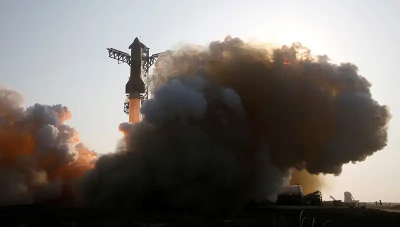 : Starship Roketinin 9. Testi: 30 Dakika Sonra Kontrolden Çıktı