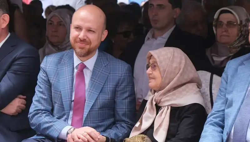 Türkiye Eğitimde Zirveye Koşuyor: Bilal Erdoğan Açıklamalarda Bulundu