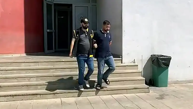 Başkomiser Kadir Tüm Seyircileri Büyüledi: AVM Gösterimleri Sona Erdi