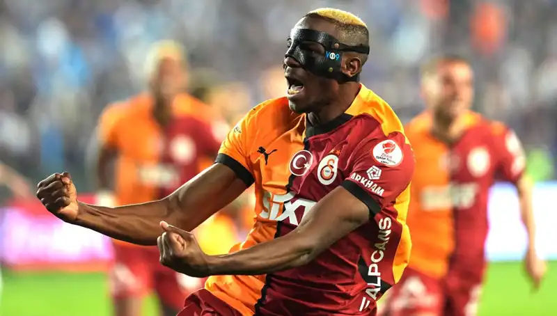Osimhen'e Kazan Kazan Teklifi: Transfer Piyasasında Sıcak Gelişmeler