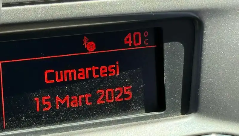 Adana'da Sıcak Havadan Ters Dönüş: Termometreler 40 Dereceyi Aştı!