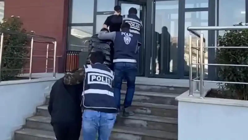 Korsan Taksi İle Gasp: Sokaklarda İşlenen Yeni Suç Tipi