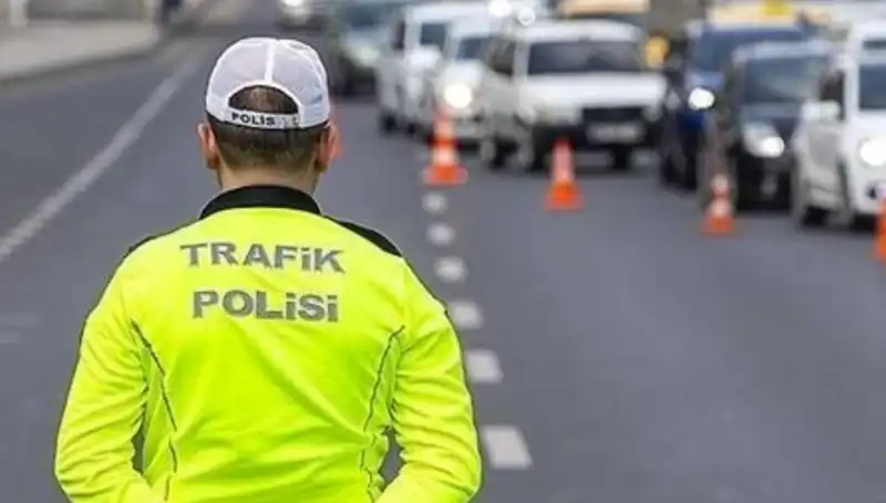 Cumartesi Günü İstanbul’da Trafiğe Kapatılacak Yollar!