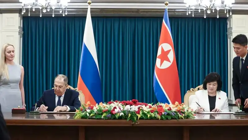 Rusya ve Kuzey Kore: Lavrov'un Tarihi Görüşmesi