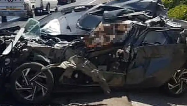 Şanlıurfa’da Korkunç Kaza: Otomobil Tankere Çarptı, 1 Kişi Hayatını Kaybetti