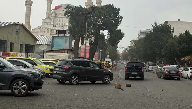 Iğdır'da Fırtına Hayatı Felç Etti: İşte O Anlar!