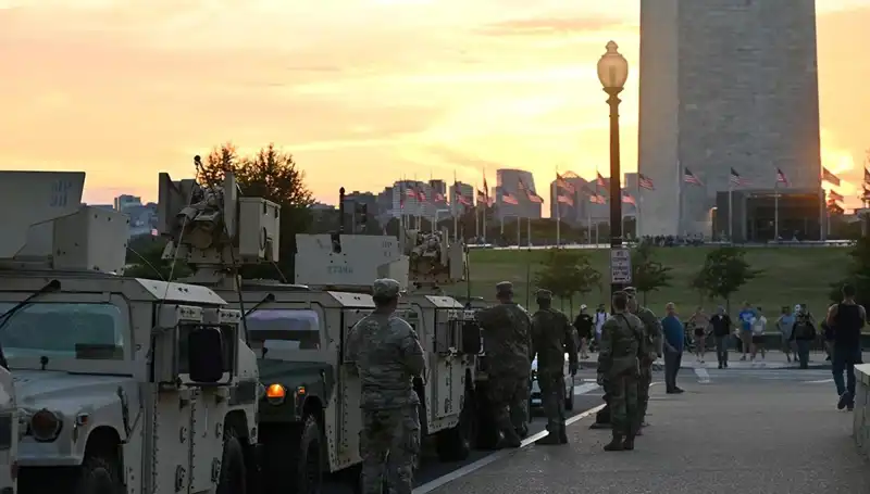 ABD Ordusu Washington'dan Sonra Chicago'ya Askeri Geçiş Yapıyor