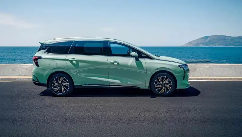 Türkiye'de Yeni Dönem: Forthing Automobili Fiyatlarıyla Dikkat Çekiyor
